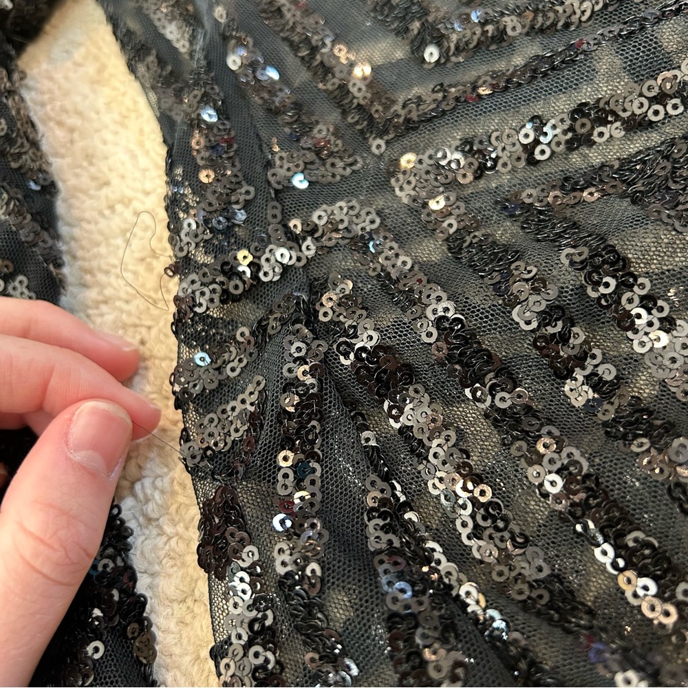 VENUS Black Sequin Bell Sleeve V-Neck Blouse Party Evening Statement Sleeve - Picture 12 of 14